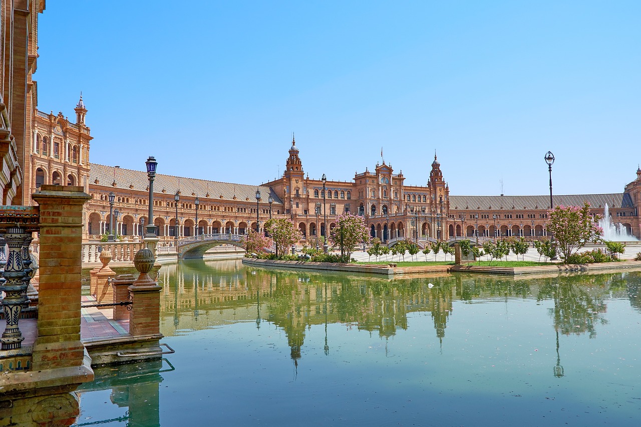 Sevilla en primavera: deleite para todos los gustos en 2024